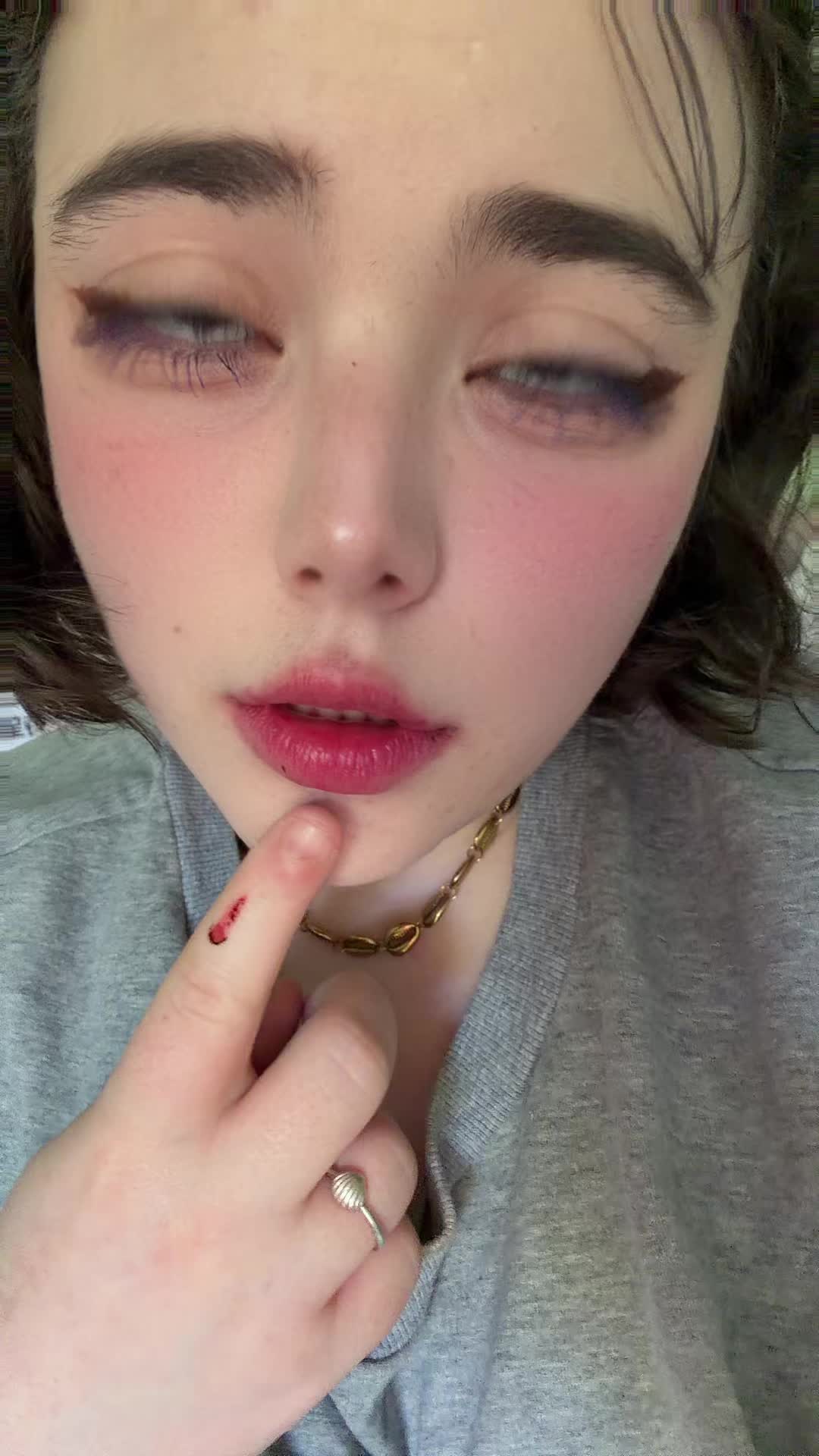 @nadia