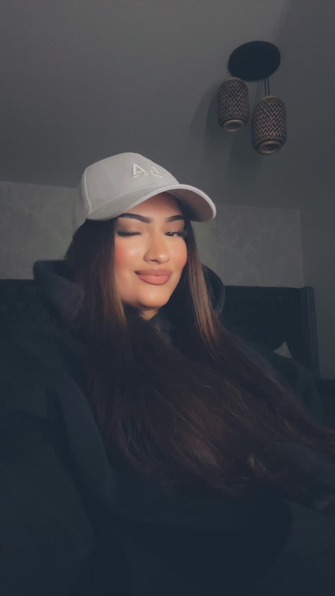 @𝐸🌺