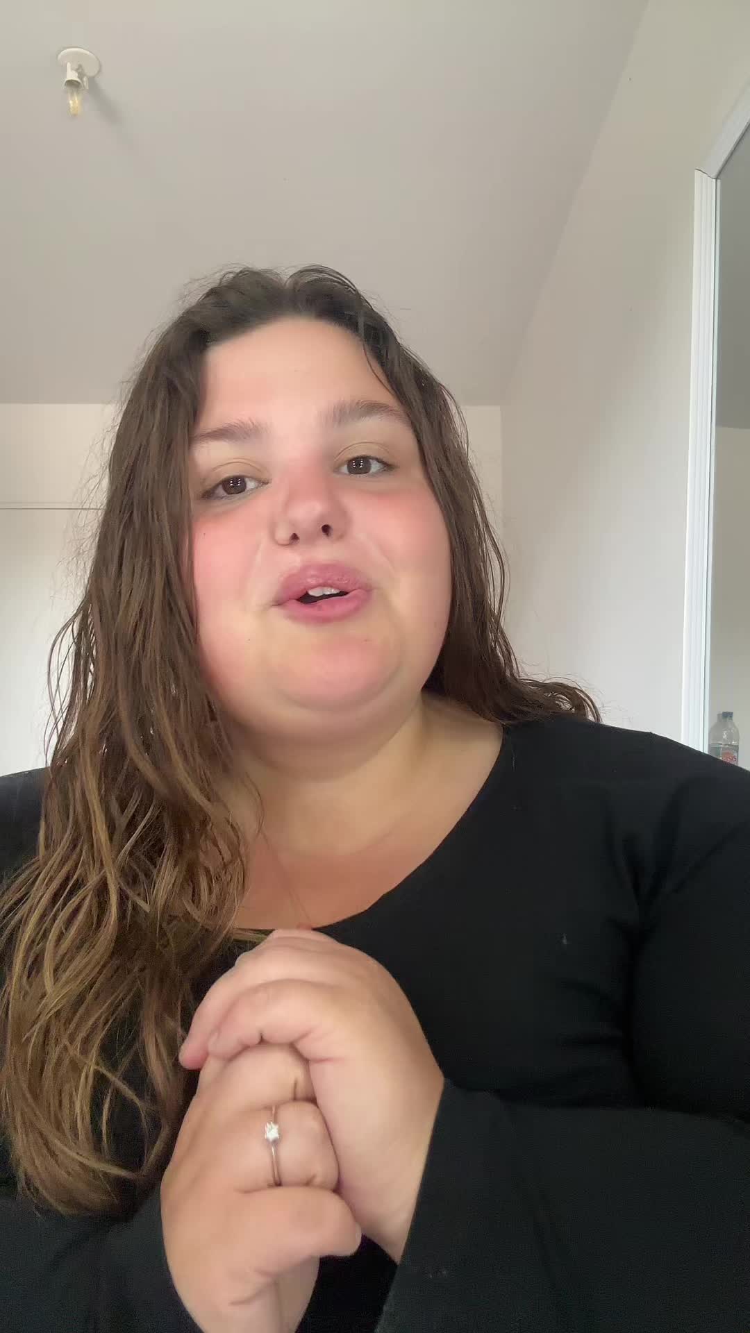 @curvyyitsme