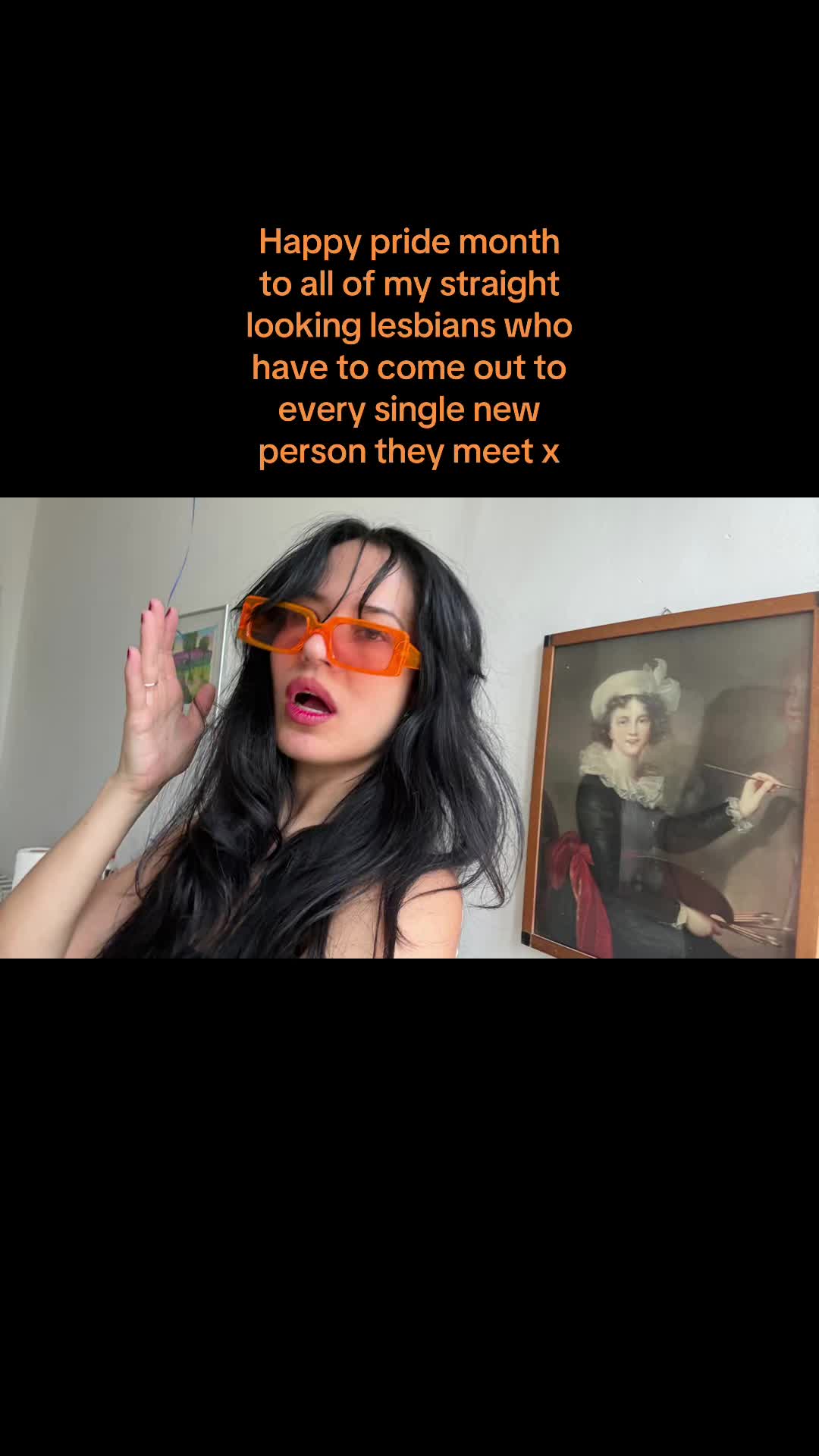 @■