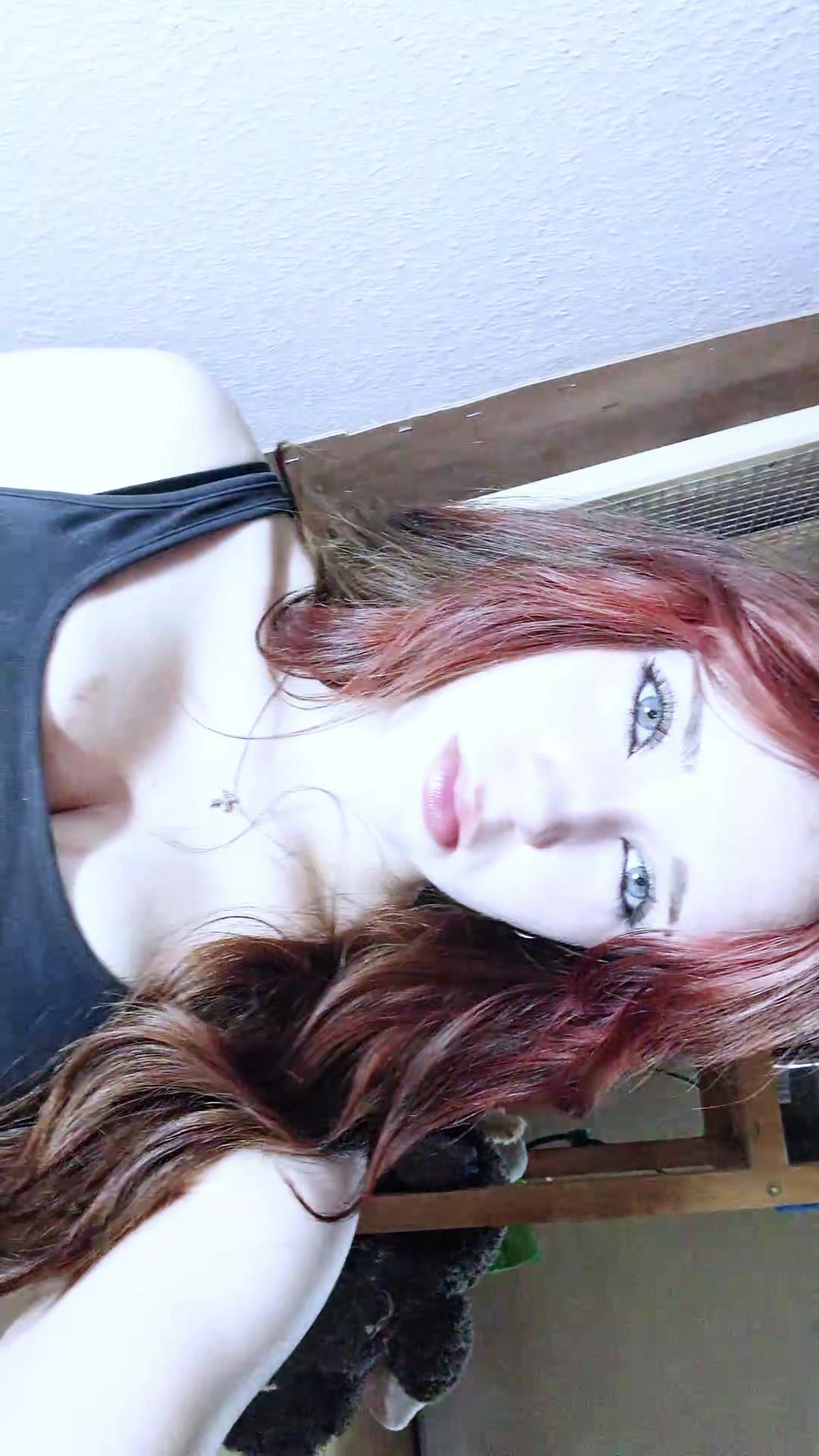 @~★~