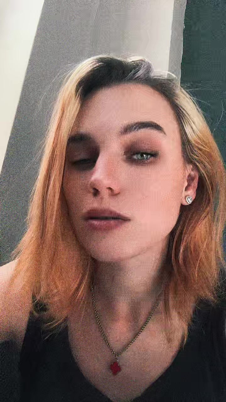 @The_bloody_black_soul