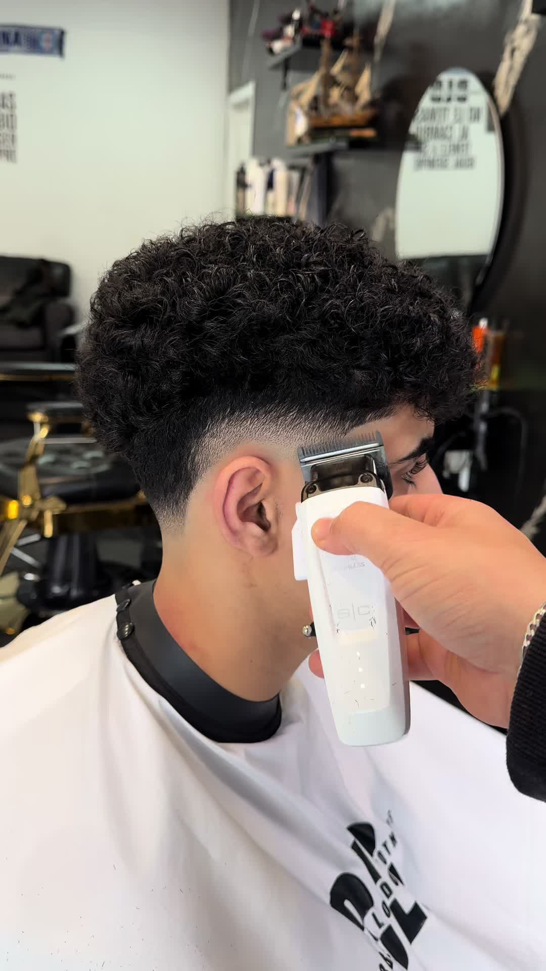 @Barberia Brothers
