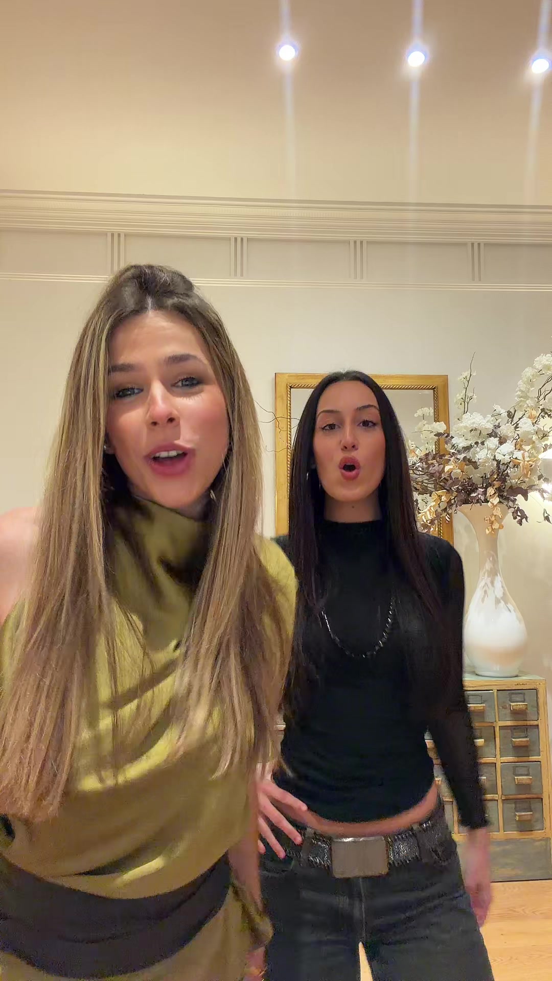 @Carlota