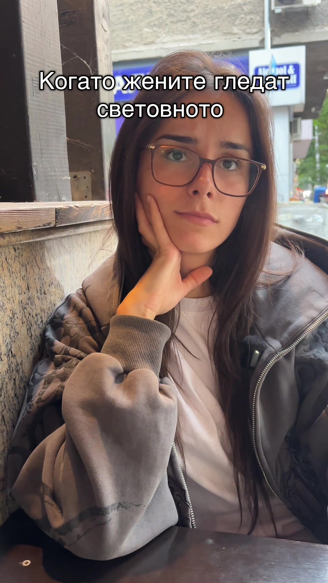 @Aivi