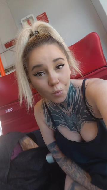 @Giina_Official
