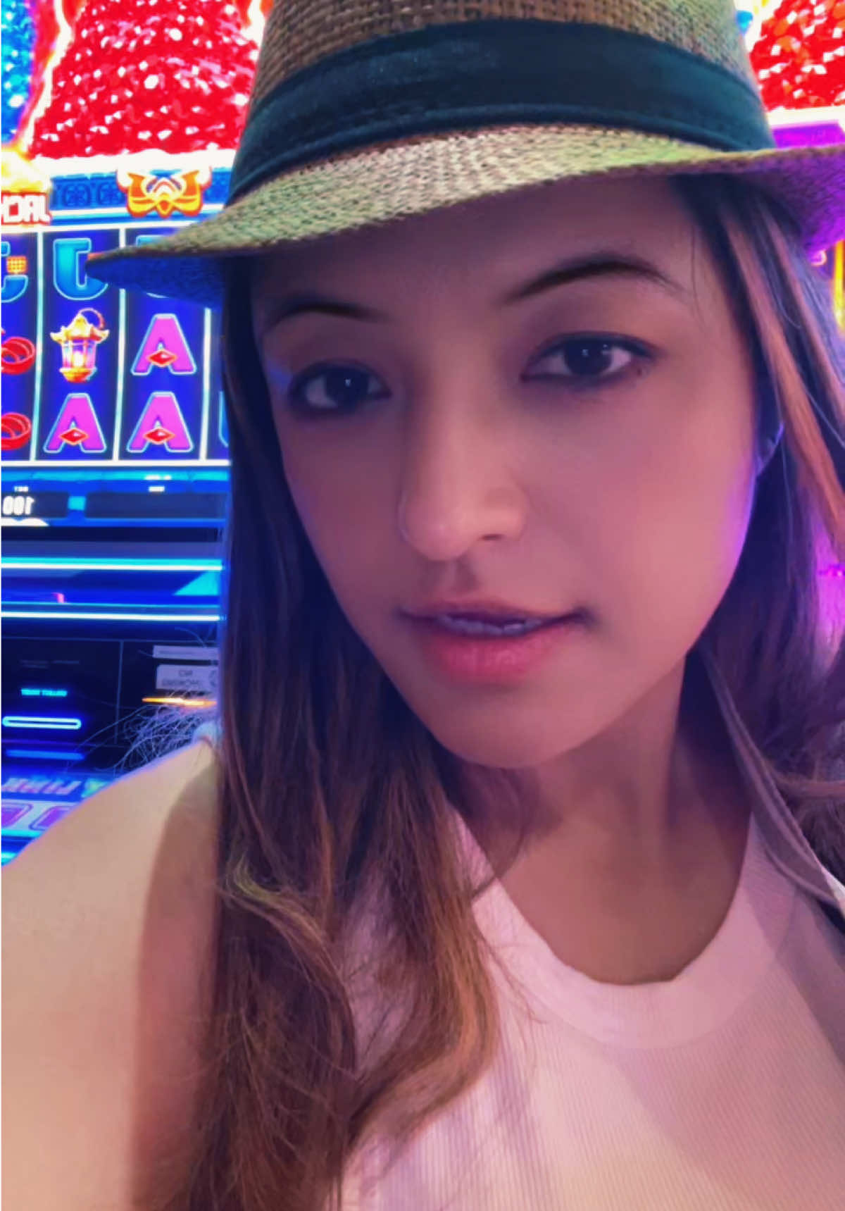 @AD QUEEN