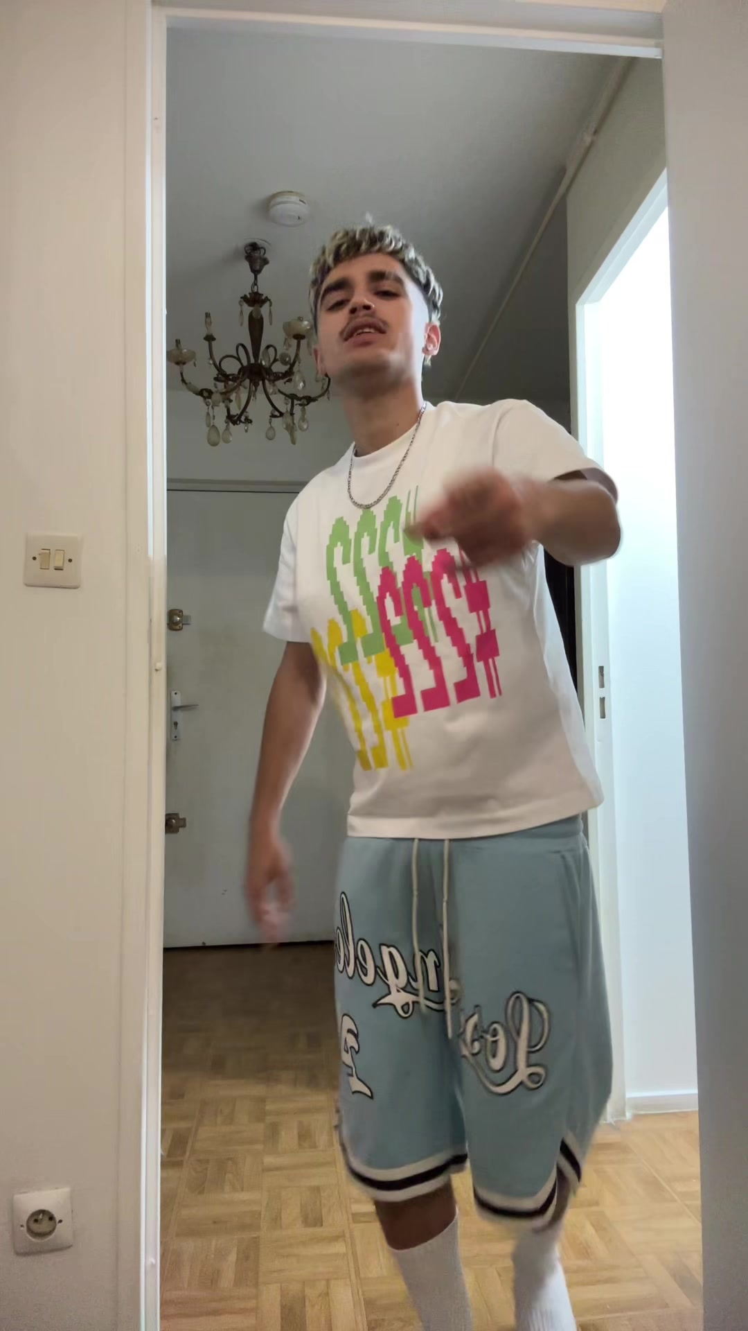 @Mzb0y222