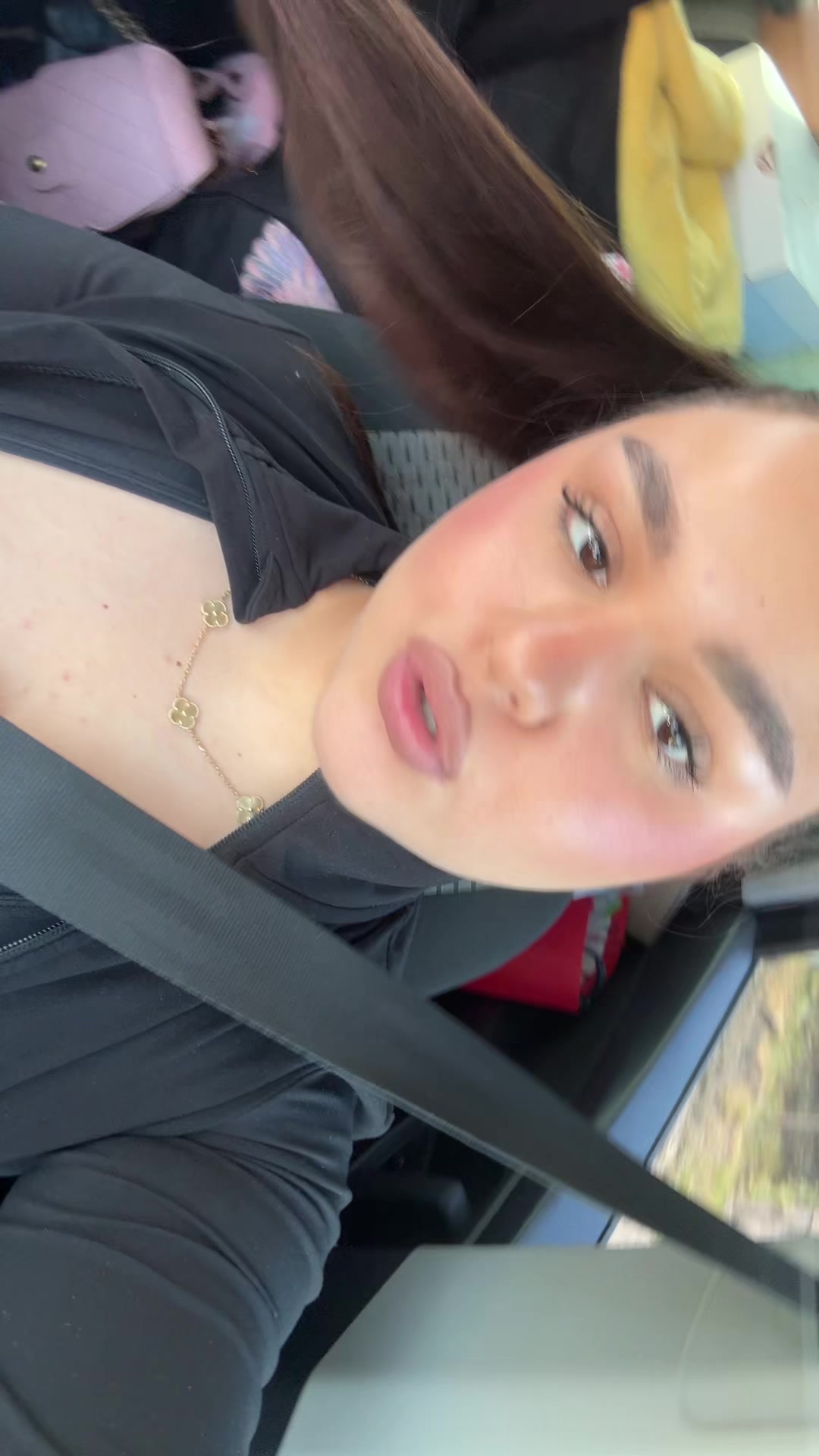@Nicole Juca