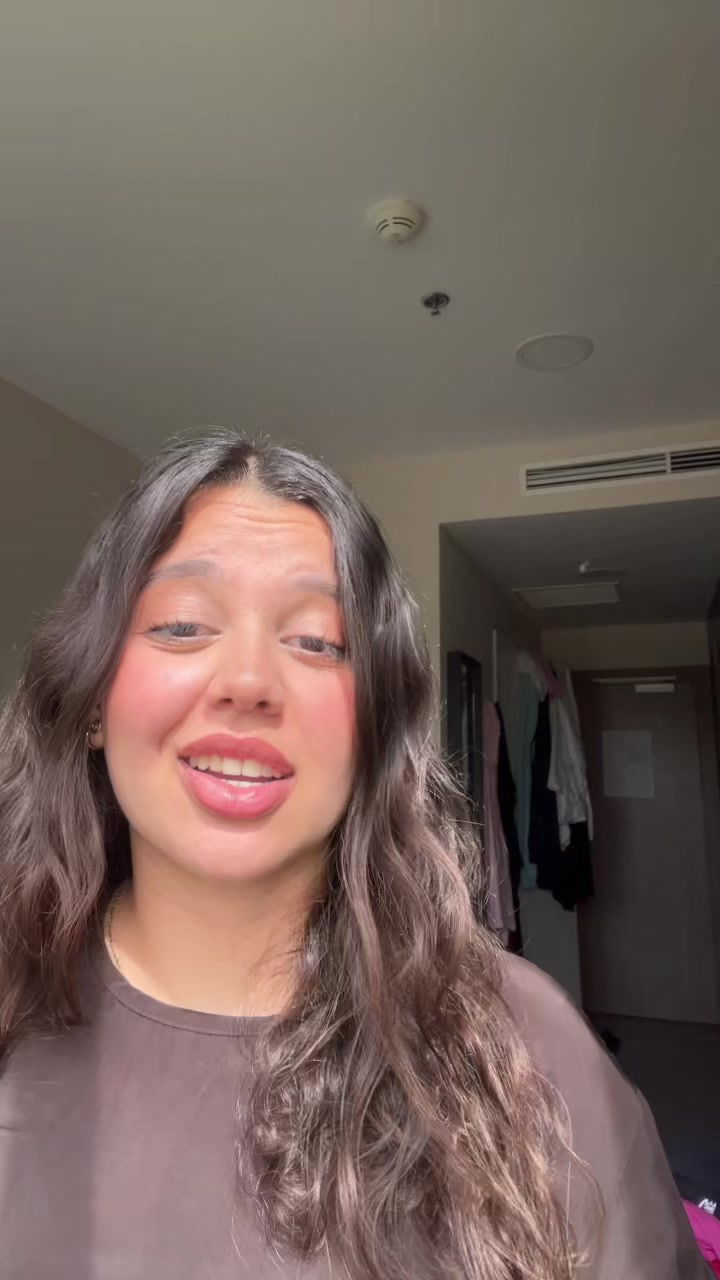 @amina🧃