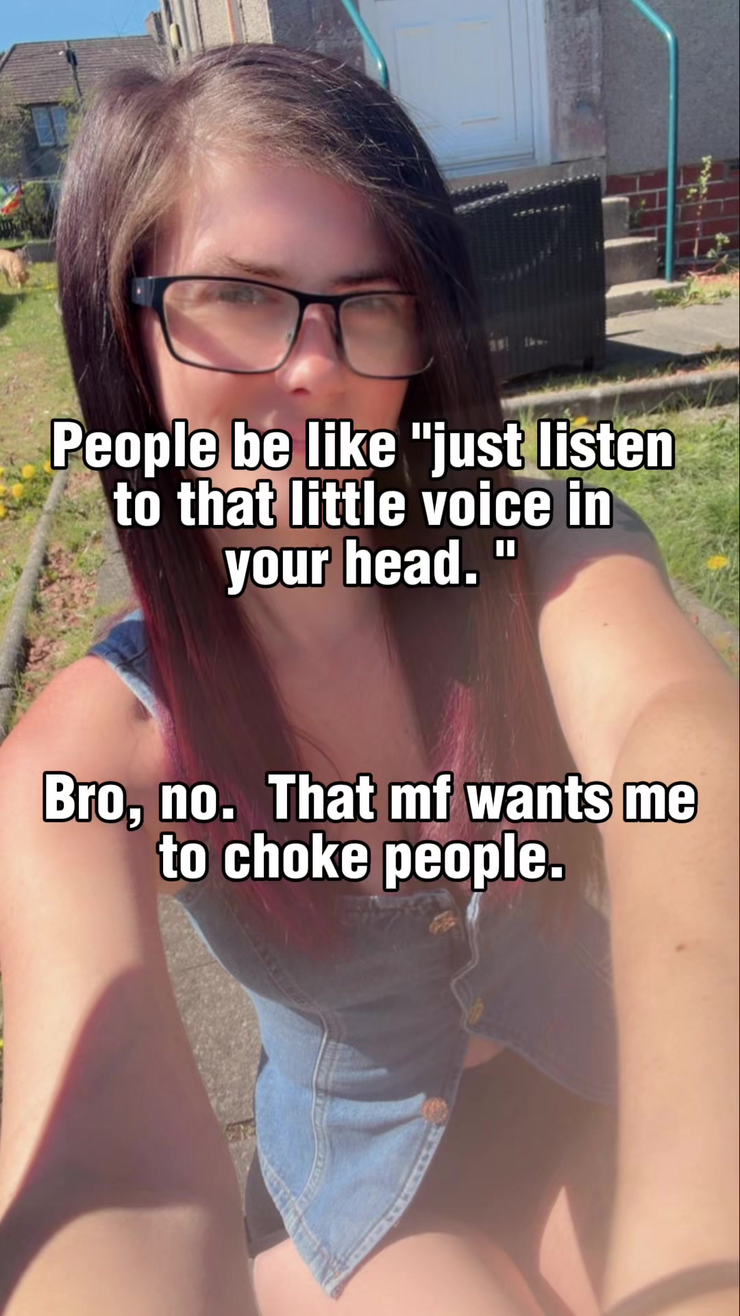 @nickie g