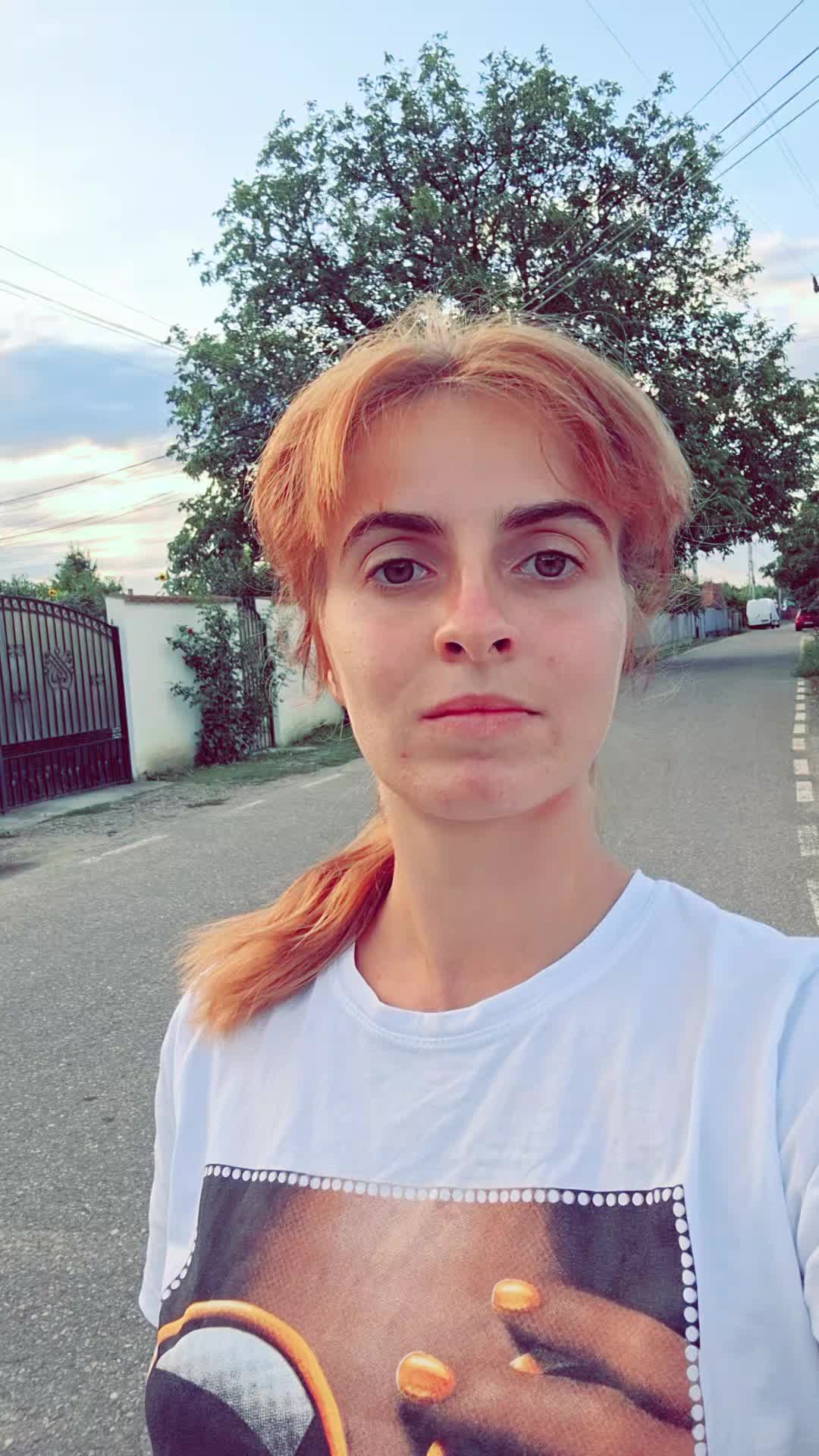 @Fata lu Lili și a Marinei