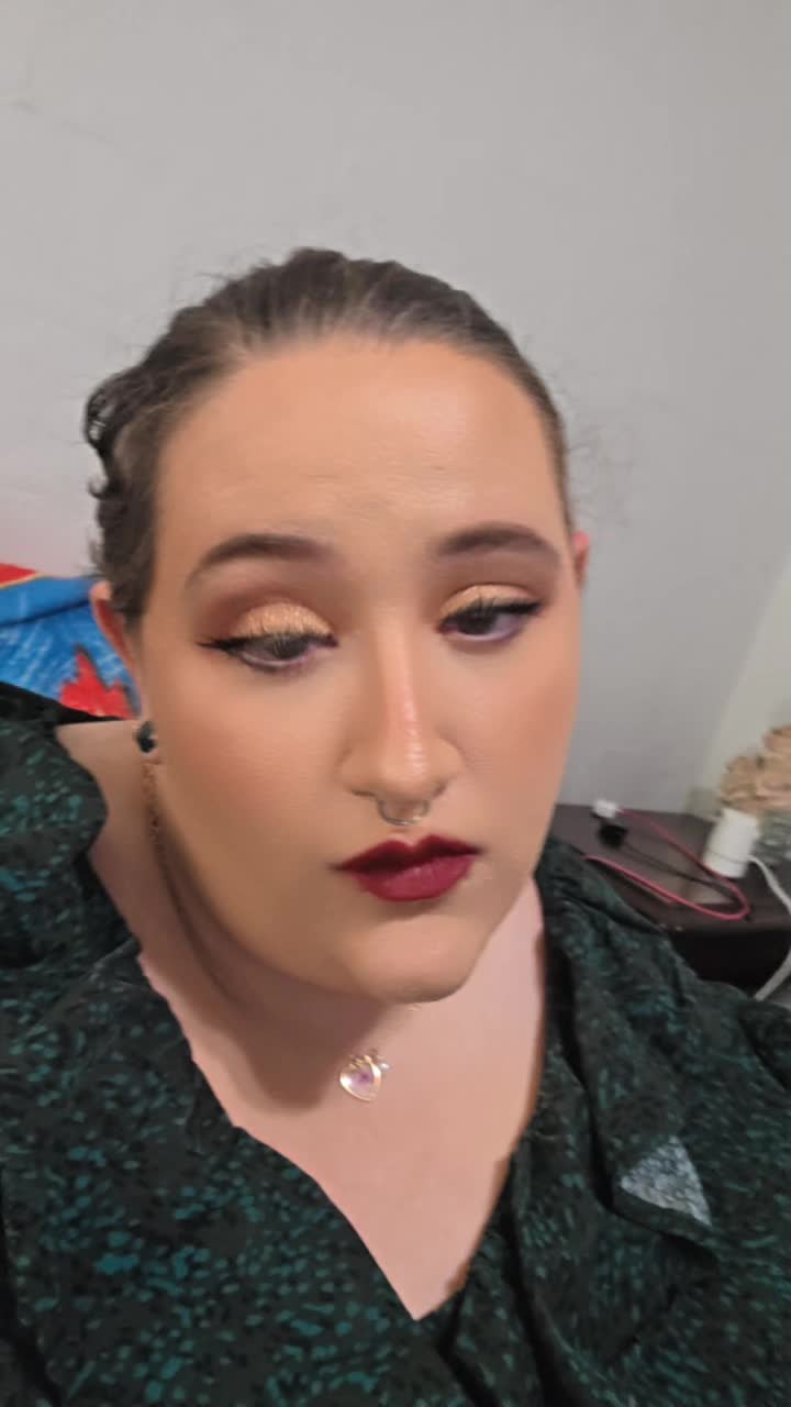 @_momma_wolf_