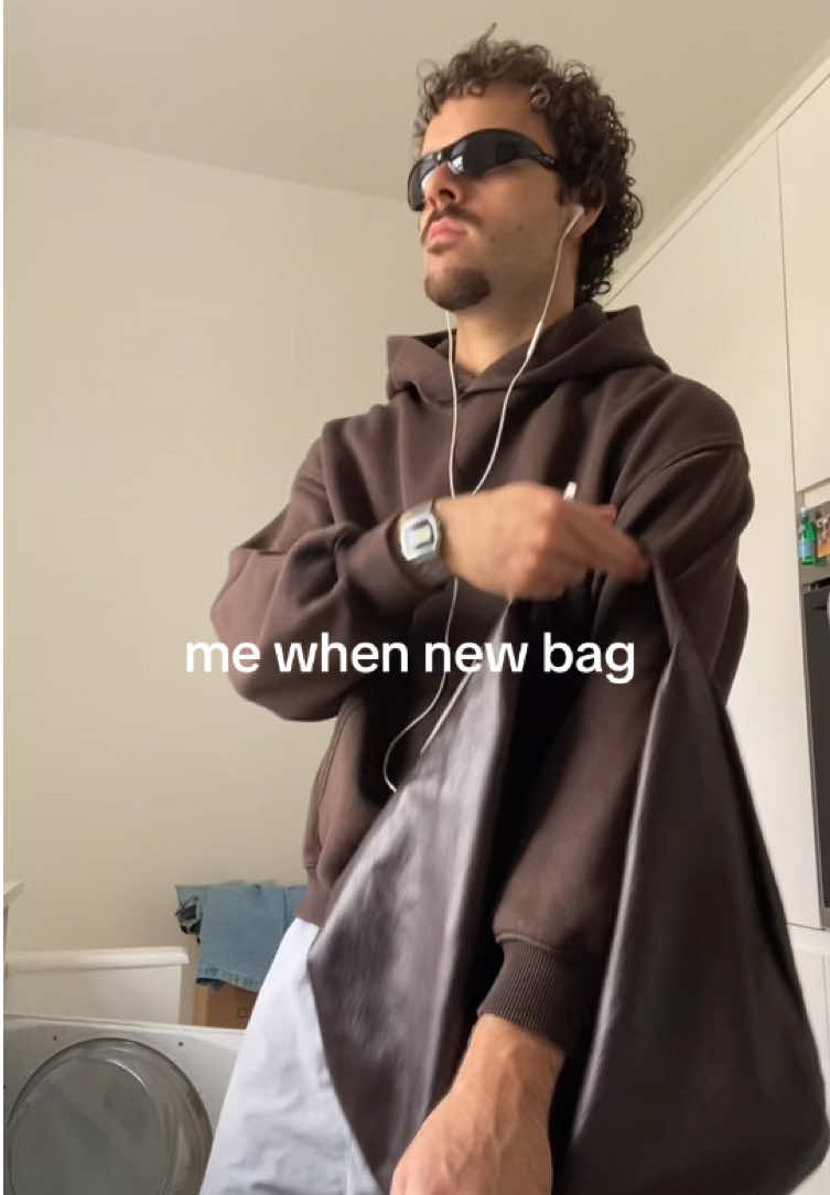@argy