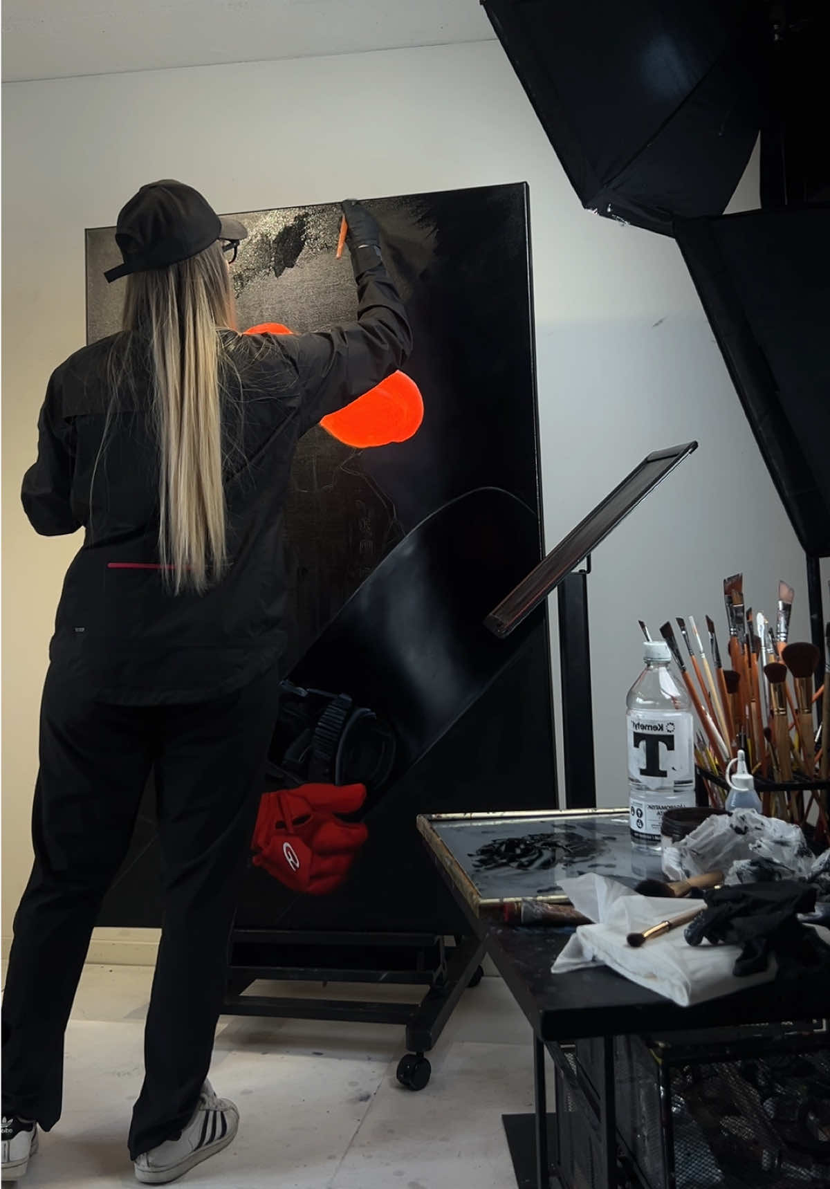 @VIQA Artist