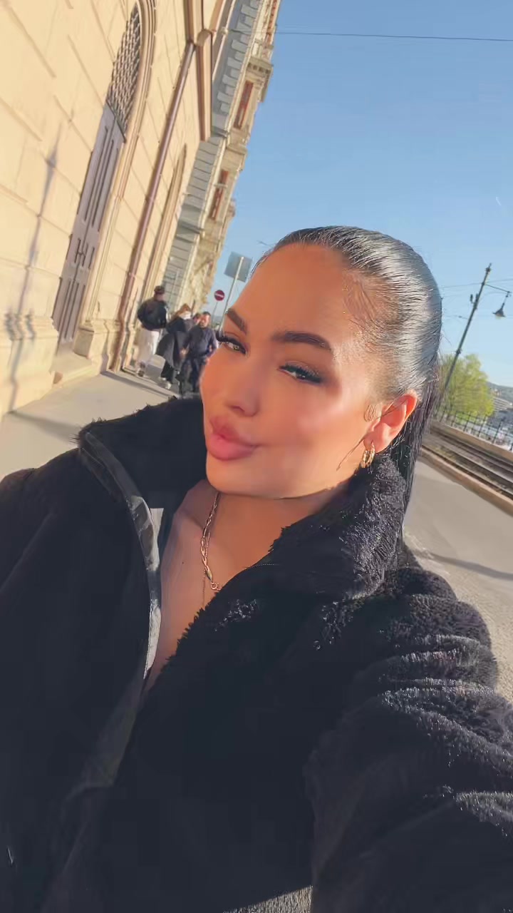 @💋𝓥𝓪𝓷𝓮𝓼𝓼𝔃𝓪 💋