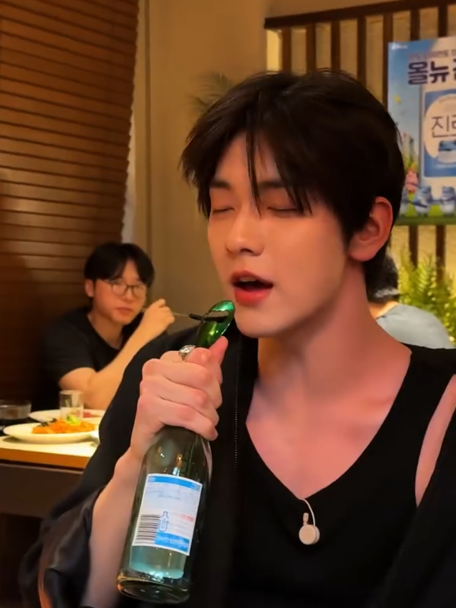 @KpopWaveZone
