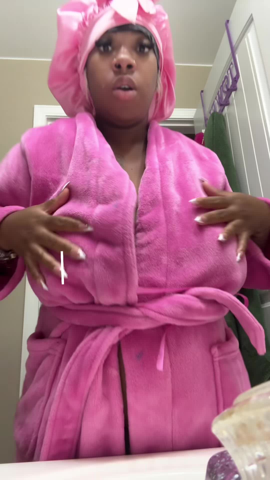 @Breyona Moniquee