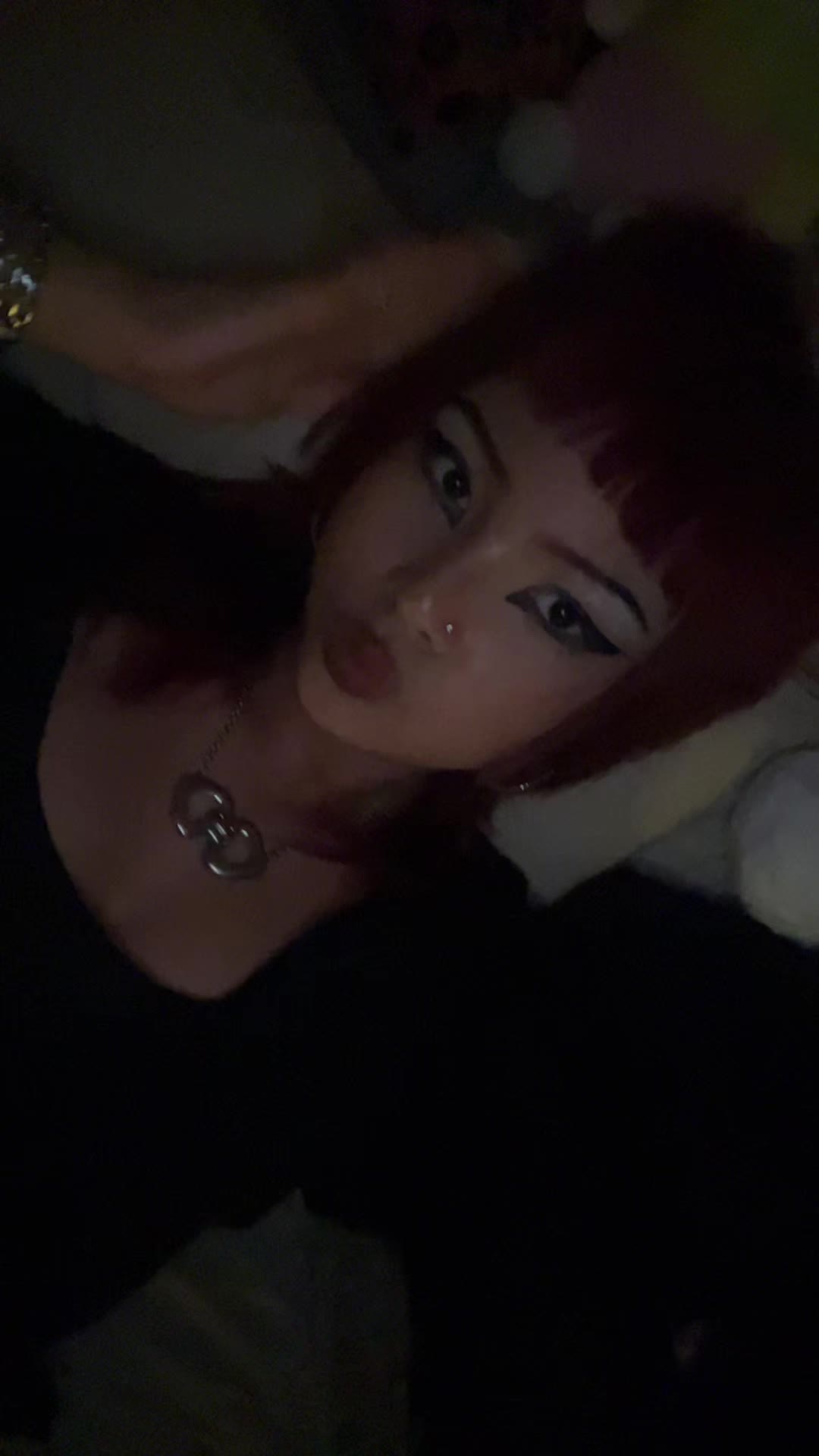 @𝔞𝔩𝔦𝔠𝔥𝔞 𝔱𝔥𝔲𝔪𝔪𝔞
