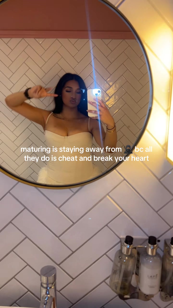 @raveena