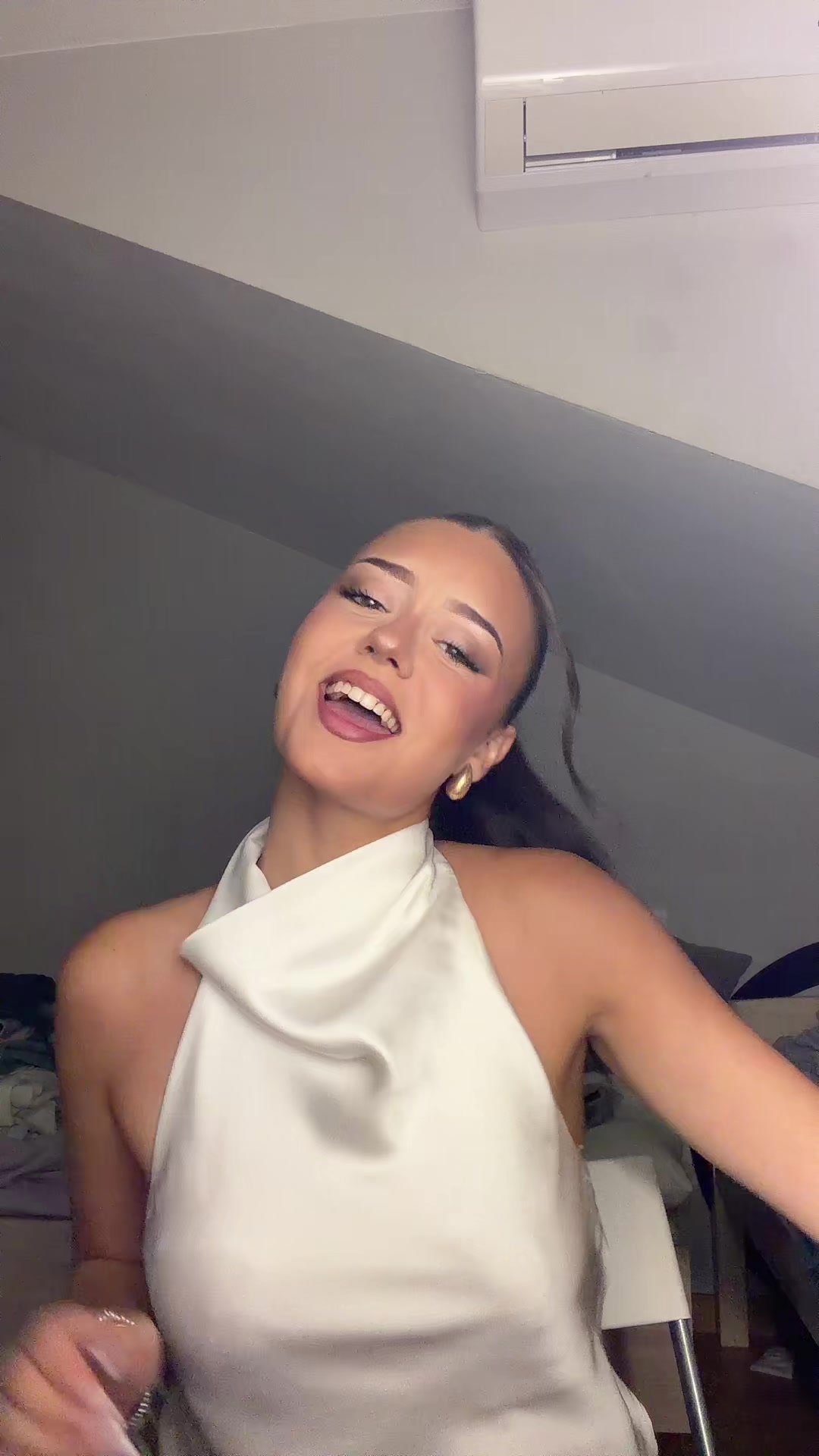 @lu