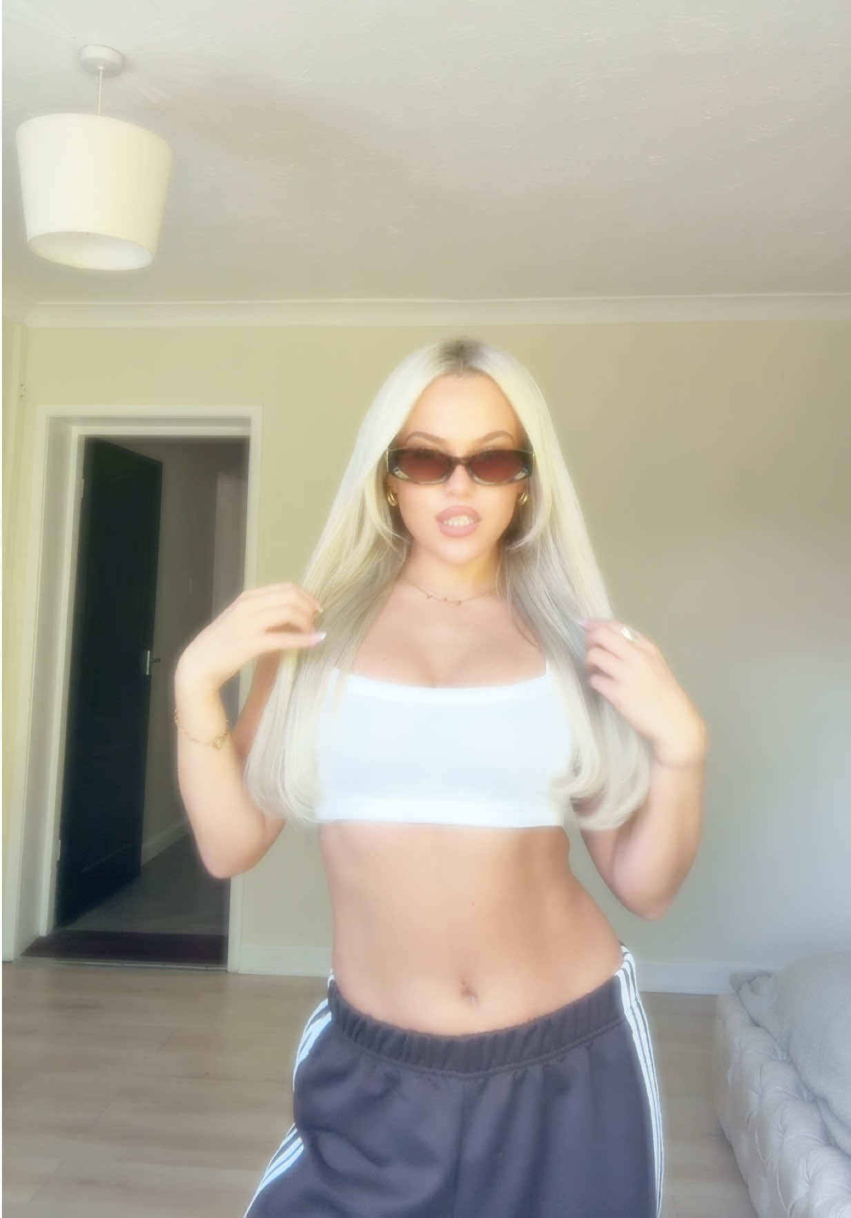 @Liv