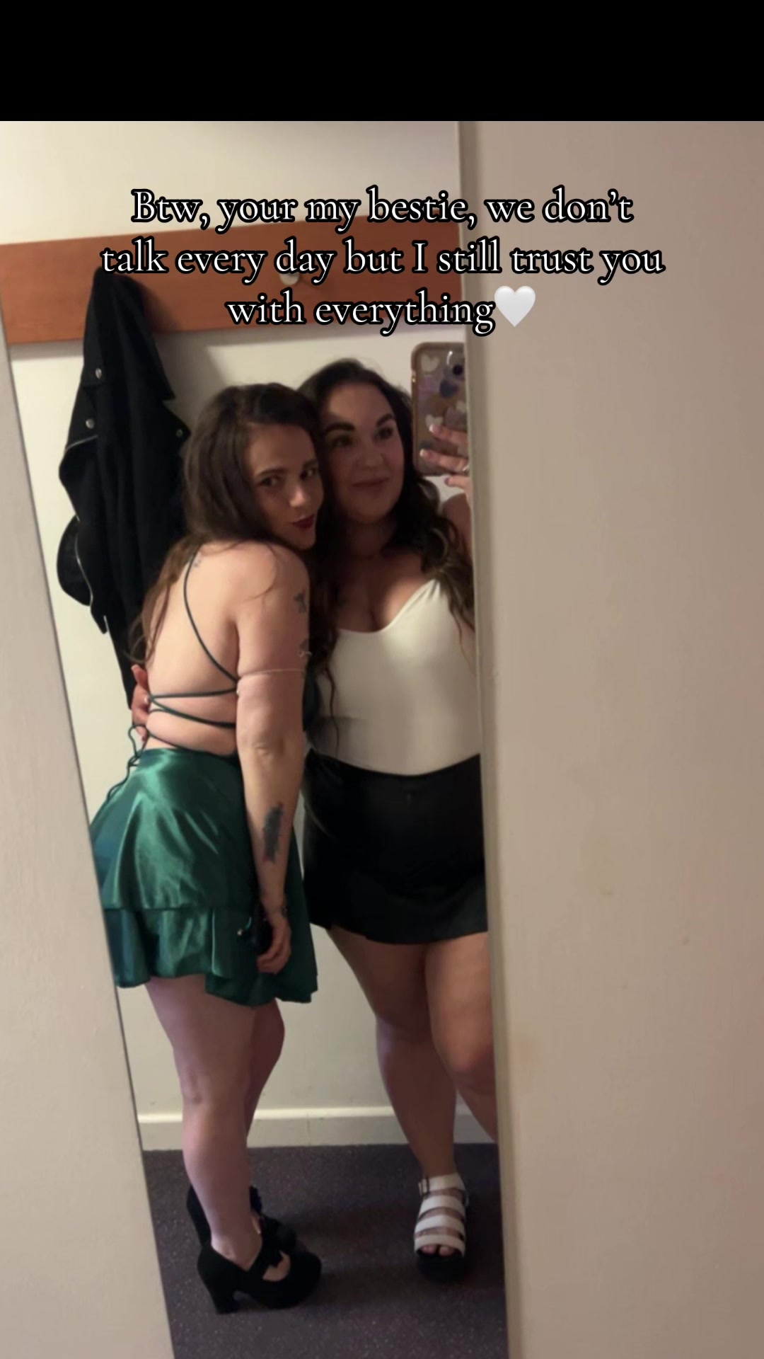 @Becky Claire🦋