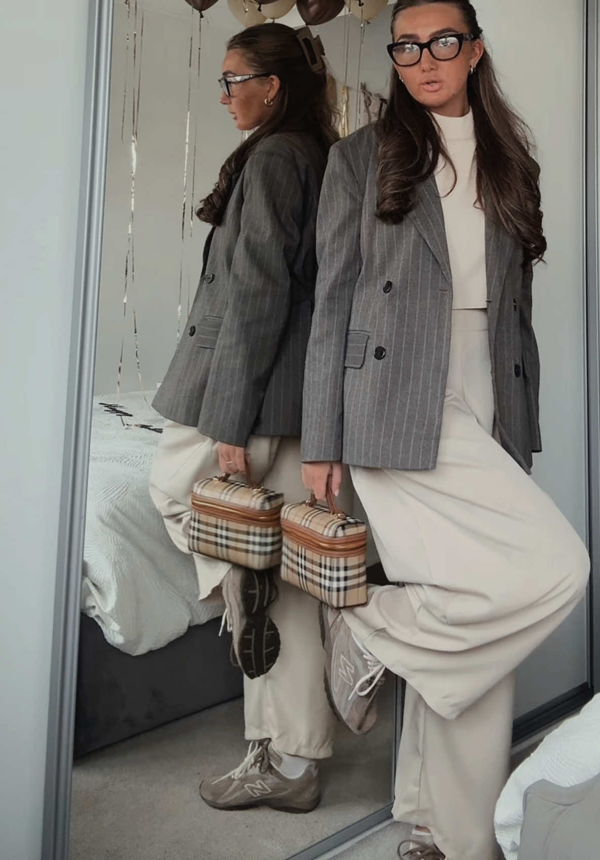 @🦋𝐋𝐞𝐨𝐧𝐚 𝐃𝐞𝐢𝐠𝐡𝐚𝐧