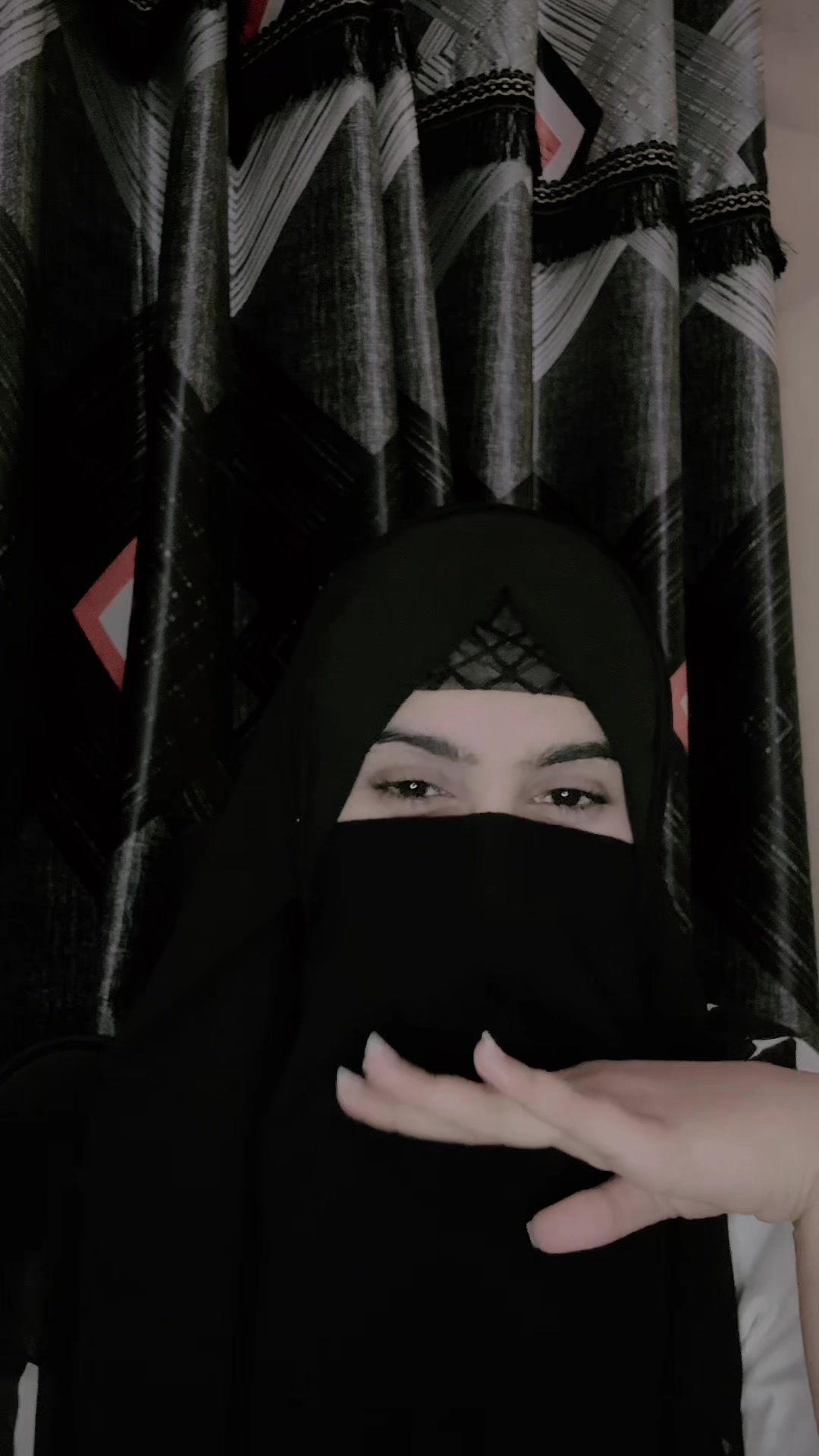 @𝘾𝙖𝙥𝙧𝙞𝙘𝙤𝙧𝙣♡