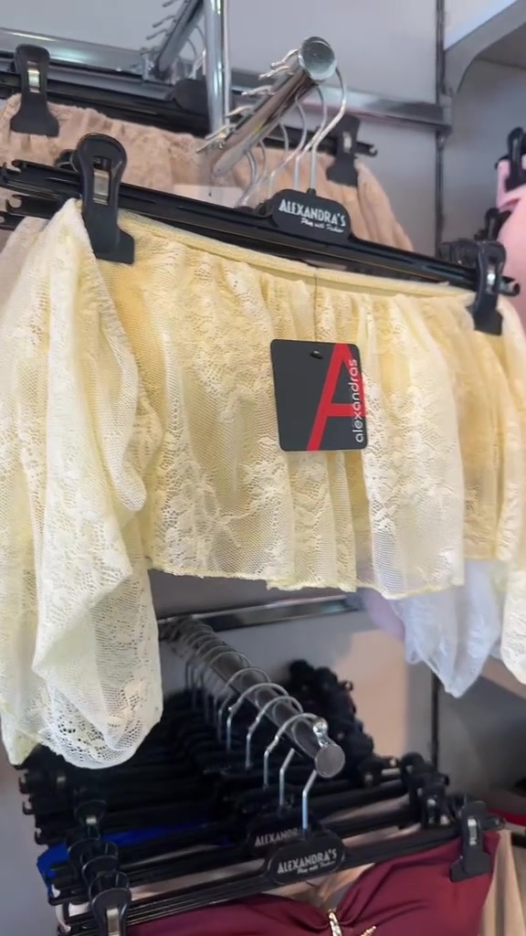 @alexandras_clothes