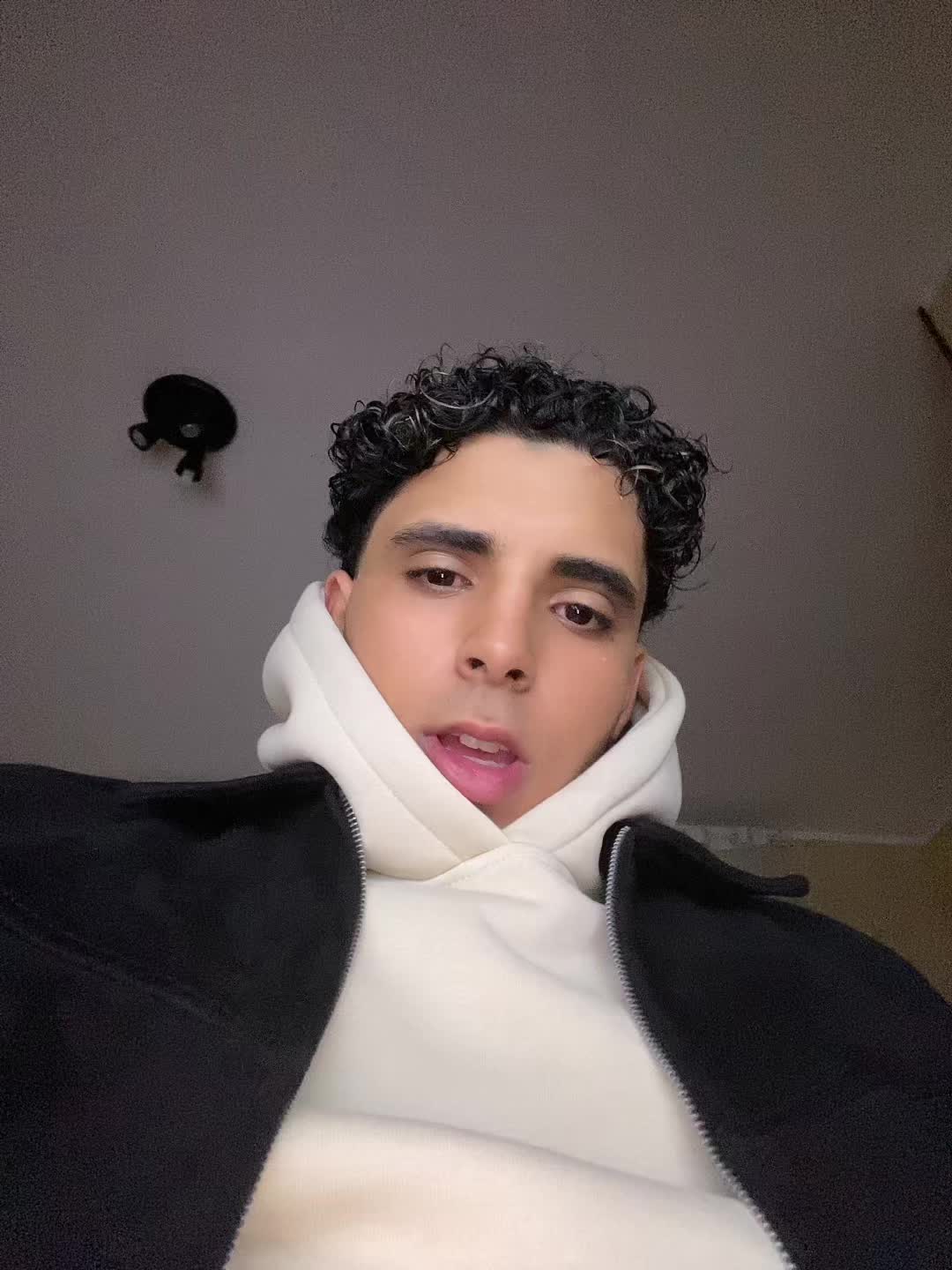 @wacialo