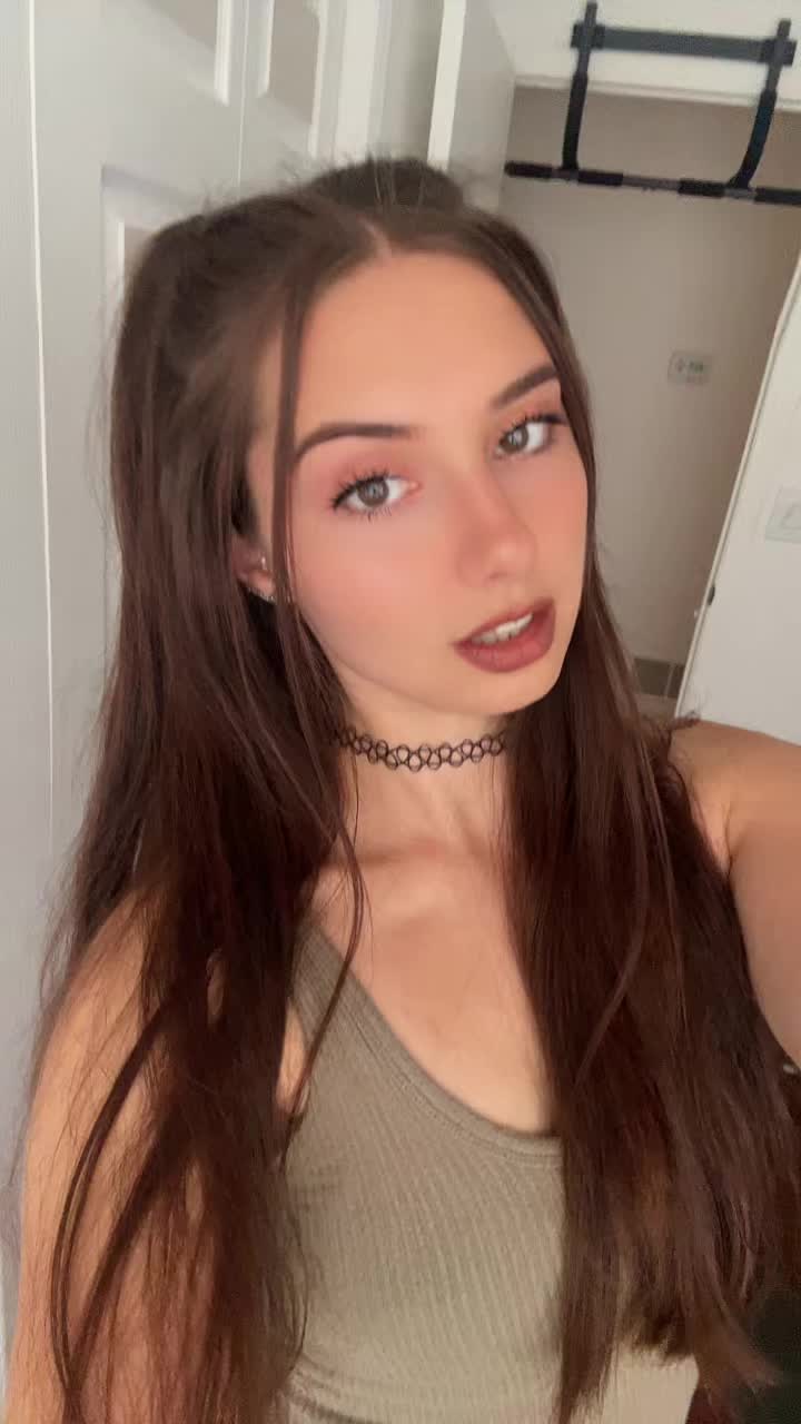 @Ava