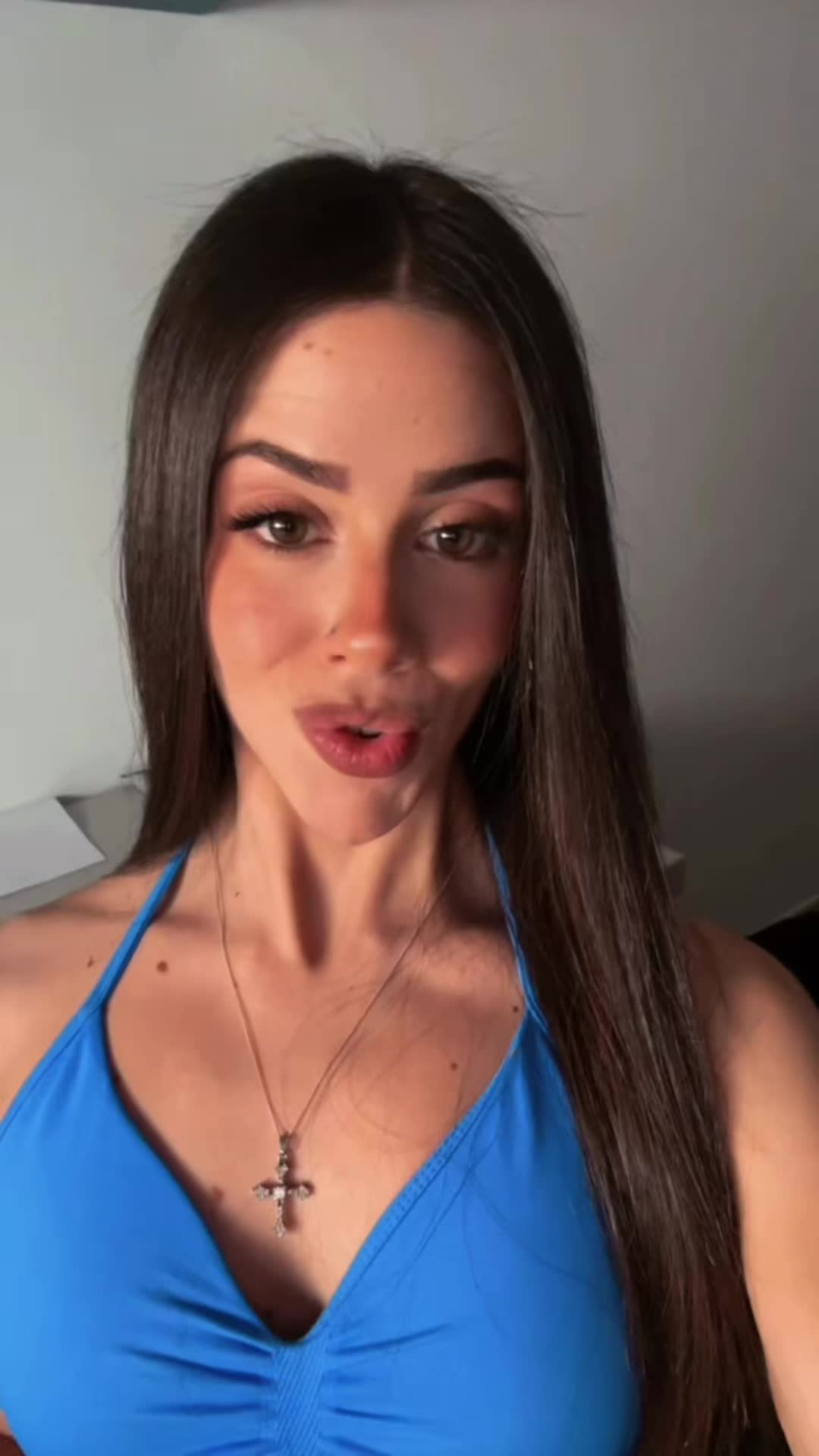 @ainaarxx