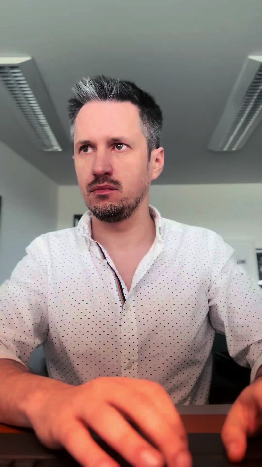 @Erik von yourSocialHero.de