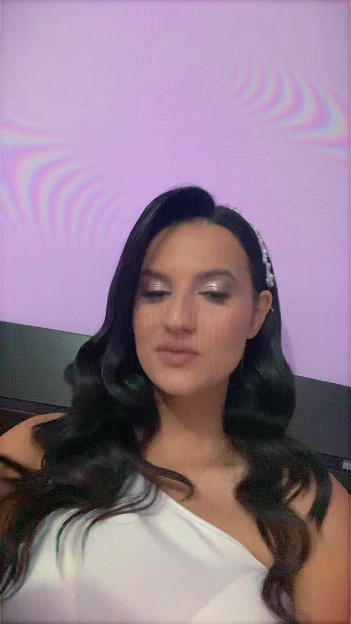 @Andreee826