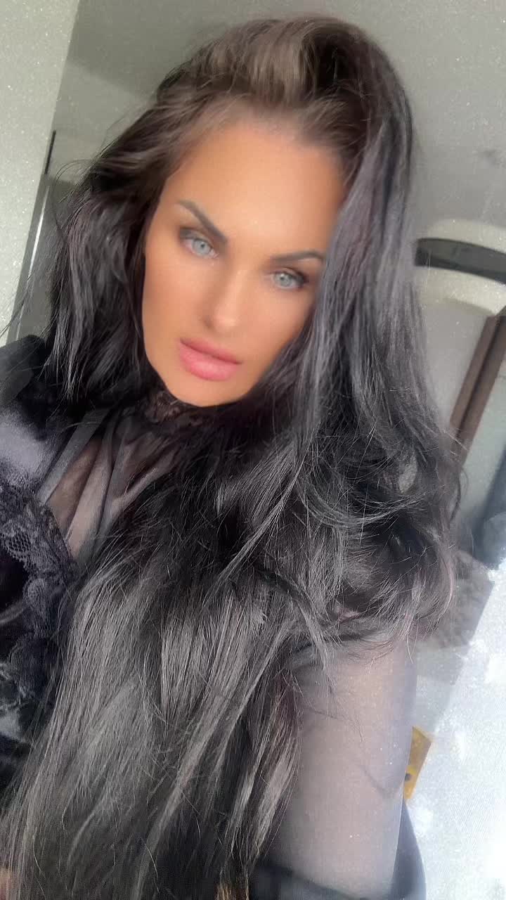 @Kleopatra👑🇱🇹🇬🇧