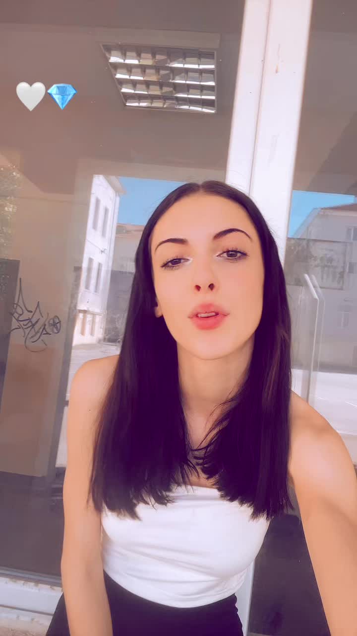@ivanella_eskan0