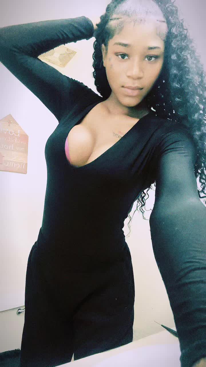 @DESIRAE 🎀