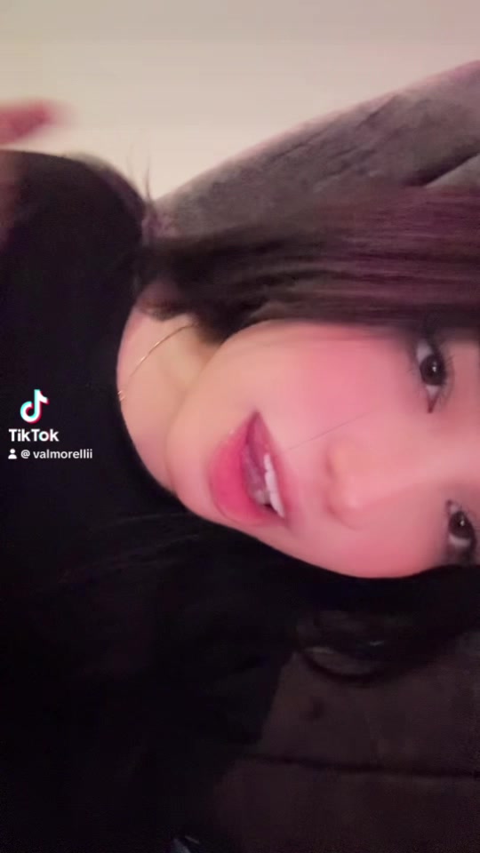@🖤𝓥𝓪𝓵 ⚡️