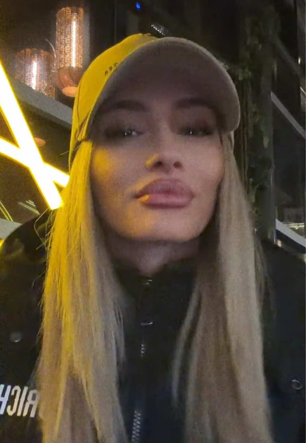 @👑NENA👑