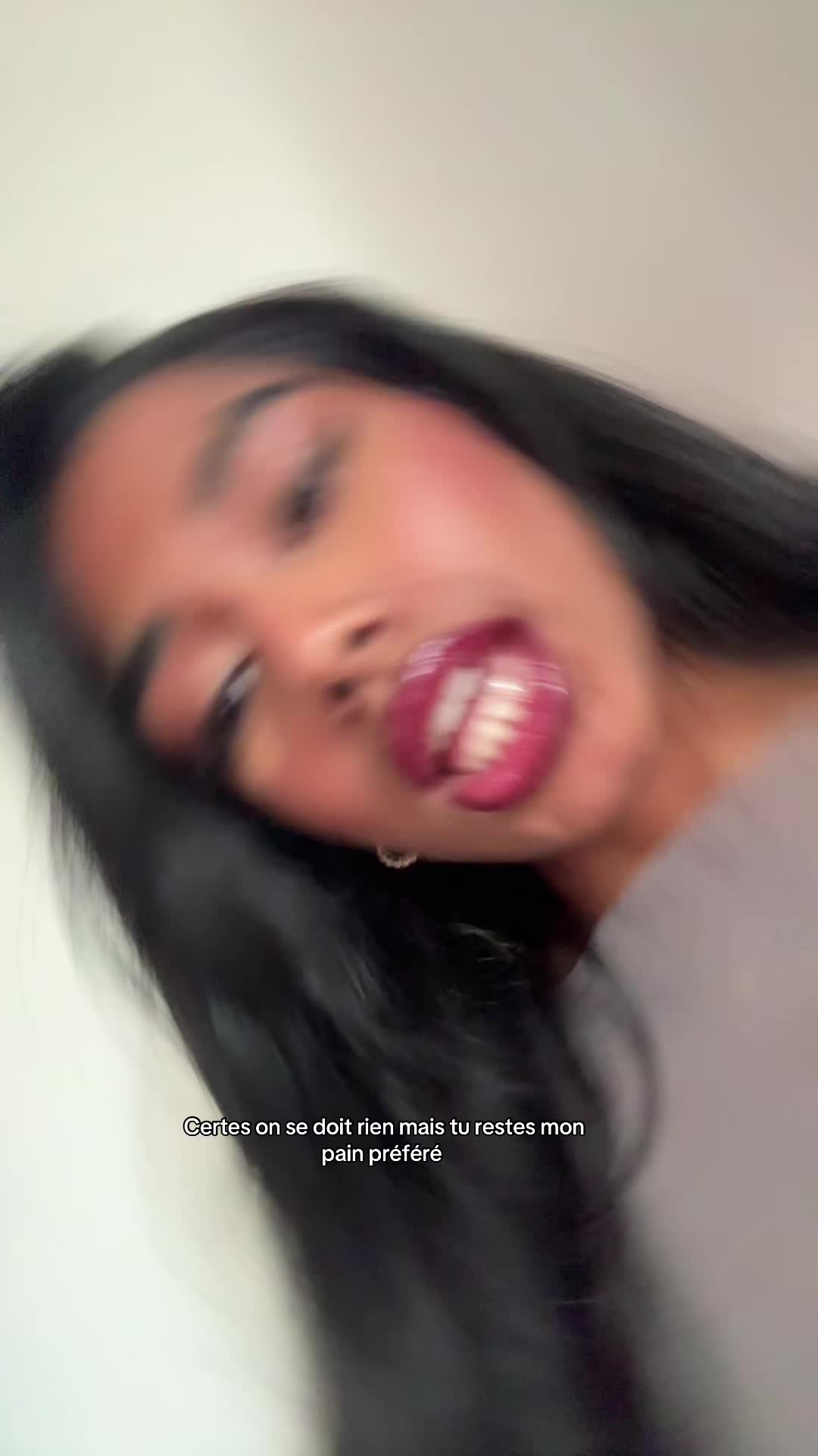 @Paviviii