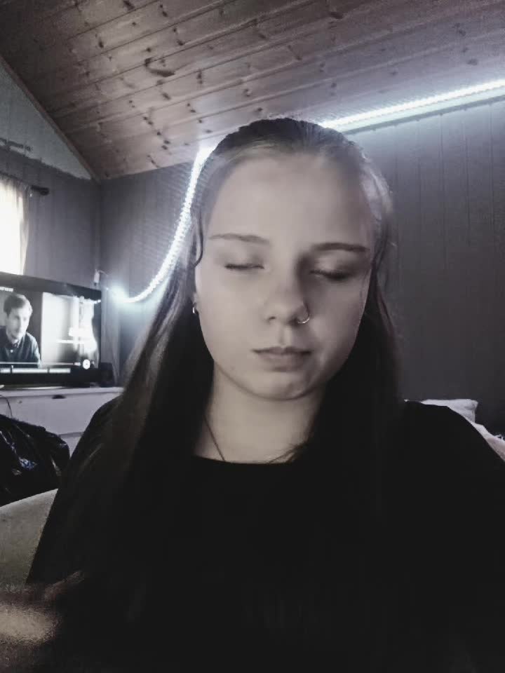 @𝒯𝒽ℯ𝒶♡