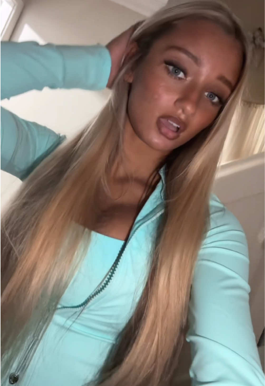 @𝐛𝐞𝐭𝐬𝐲