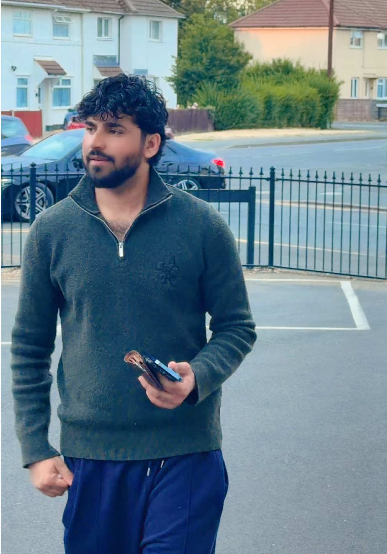 @Mubeen Lala💎