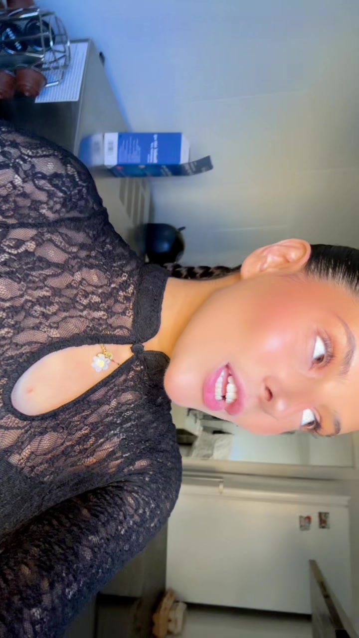 @naiaragonzalez