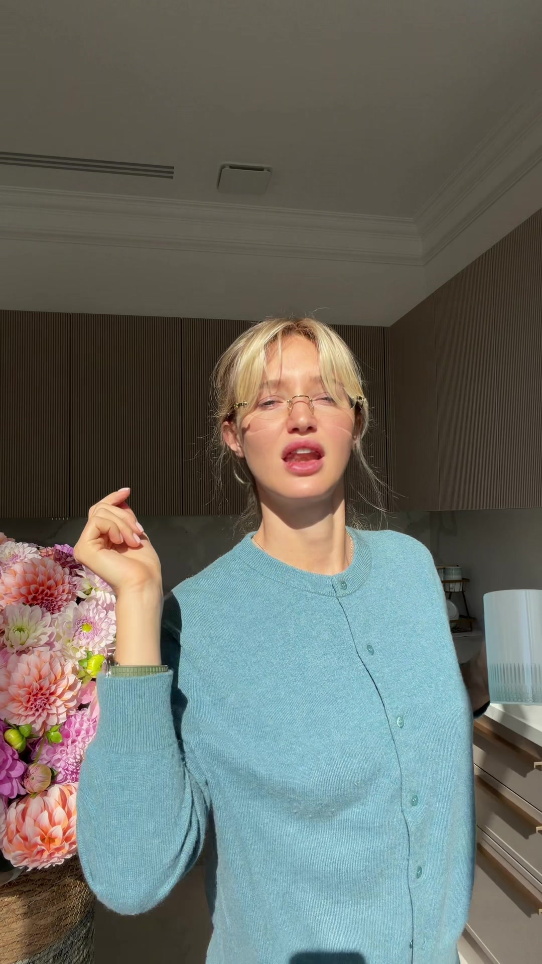 @Eva