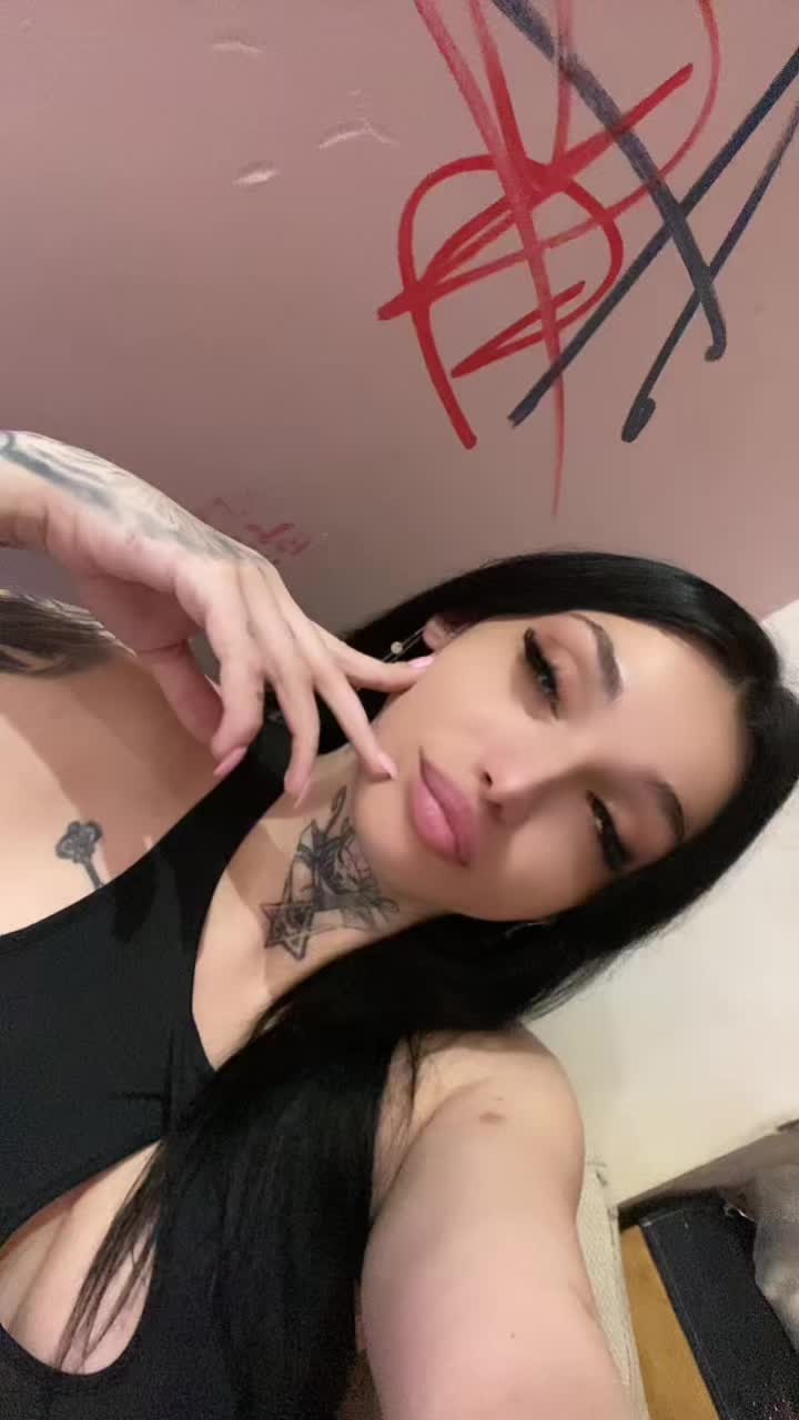 @Anii❤️
