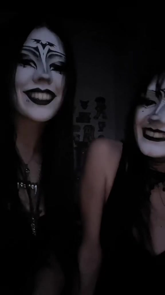 @ɴɪᴛᴀ & ᴄᴀʀʟʏ
