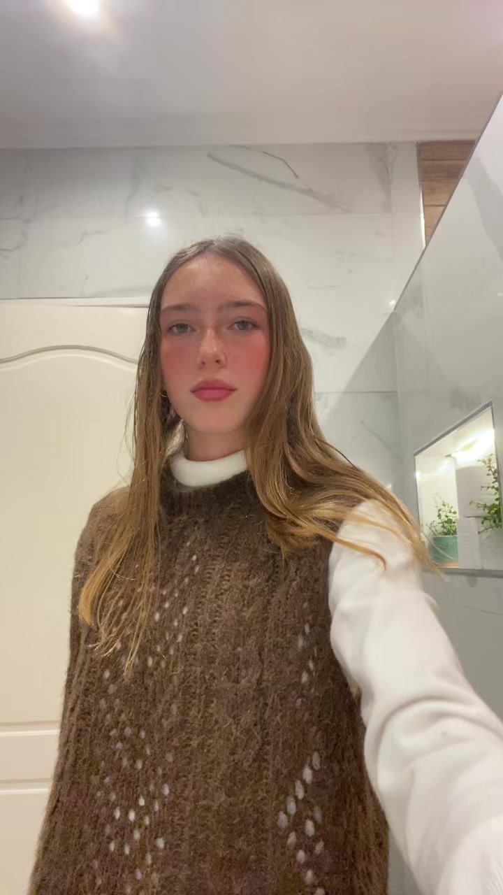 @v’