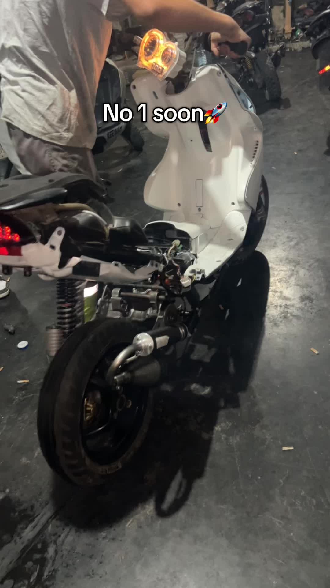 @Scooter Hub MK